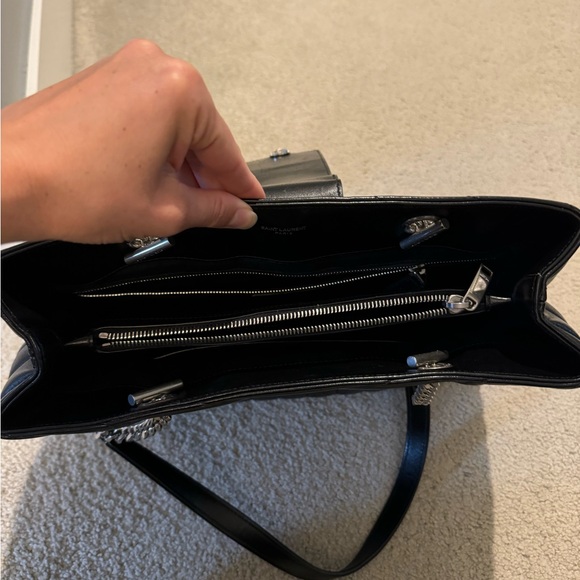 Authentic YSL large Loulou calfskin Y quilted monogram. - Picture 3 of 8